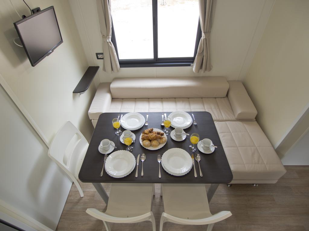 Mobile Homes Solaris Vacanceselect Šibenik Kamer foto